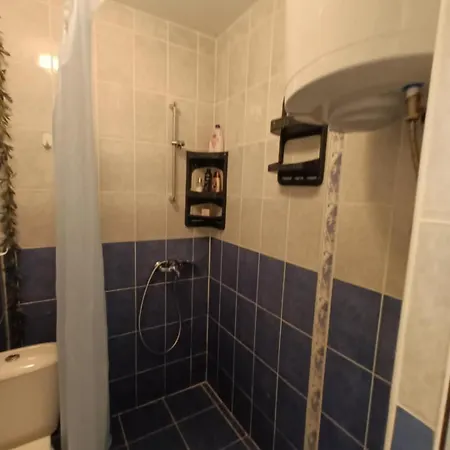 страхотно студио 아파트 *